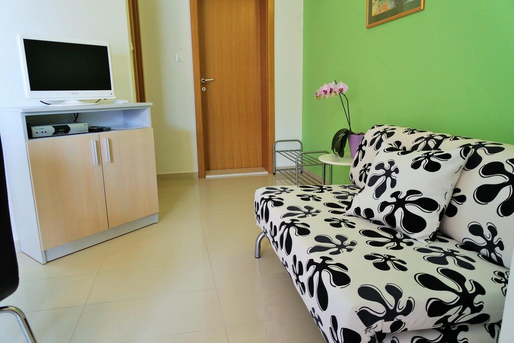 Apartments Harmonija Baška Voda Zewnętrze zdjęcie